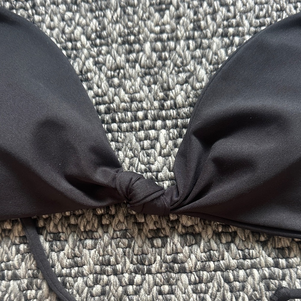Women's volcom Black Triangle Bikini Top - Picture 3 of 3
